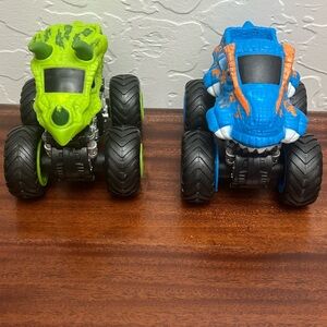 Connection Monster Trucks Play Dinosaur Green/Blue 4 x 4 Offroad Toy Push N Go